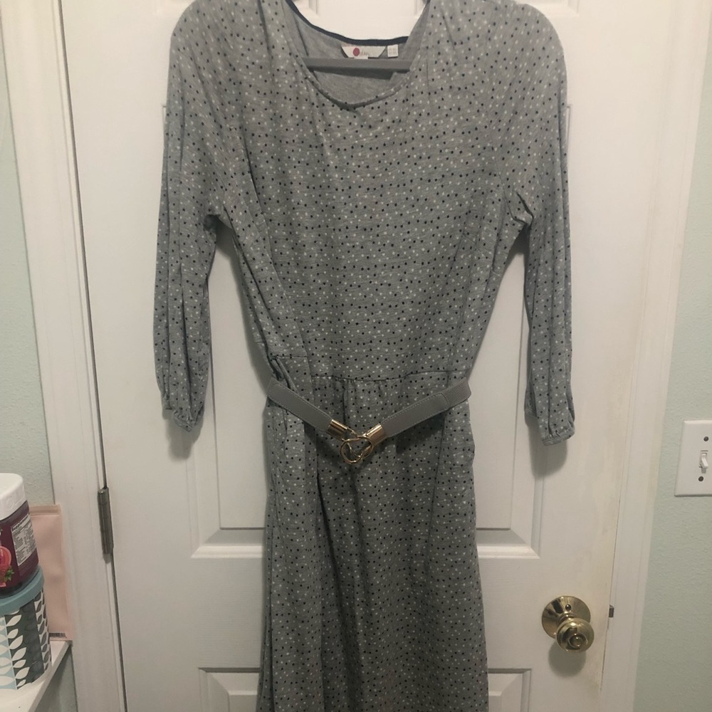 Grey with stars Biden dress 12 tall.